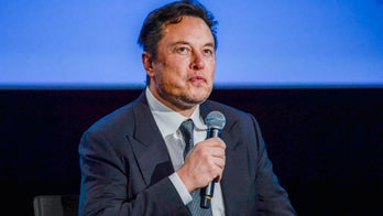 New York Times columnist hopes an Elon Musk takeover 'destroys Twitter'